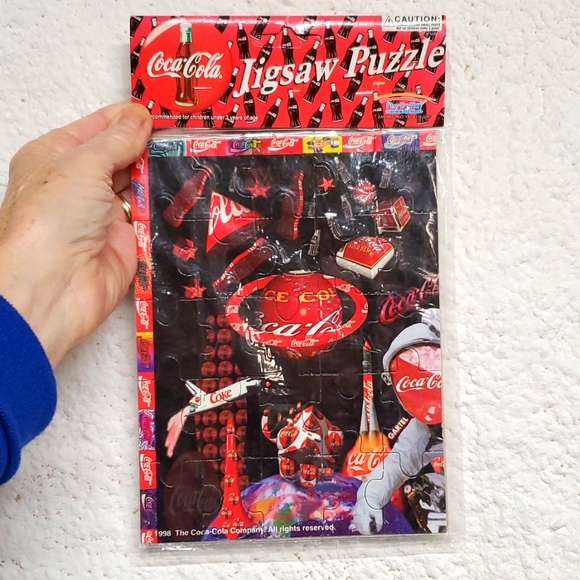 Vintage NEW! Coca-Cola Puzzle 1998 UNOPENED 25 Pc. Games Activity - Picture 1 of 15